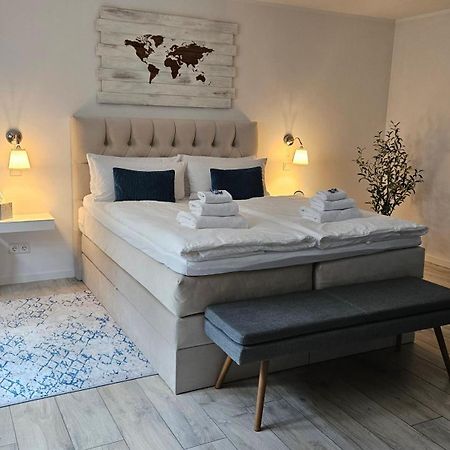 Enny Suite Apartment Im Schoenen Rheinland 로마어 외부 사진